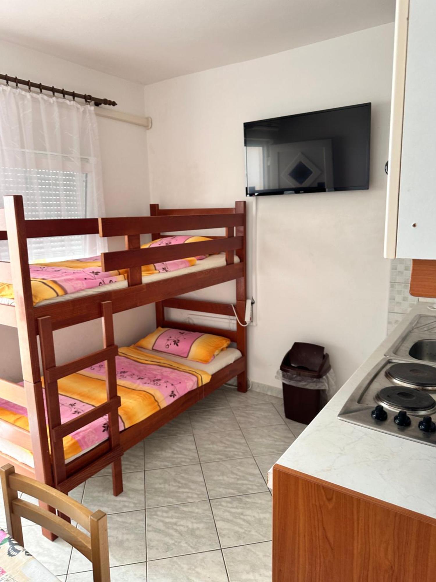 Apartments Kristina ヴィル エクステリア 写真