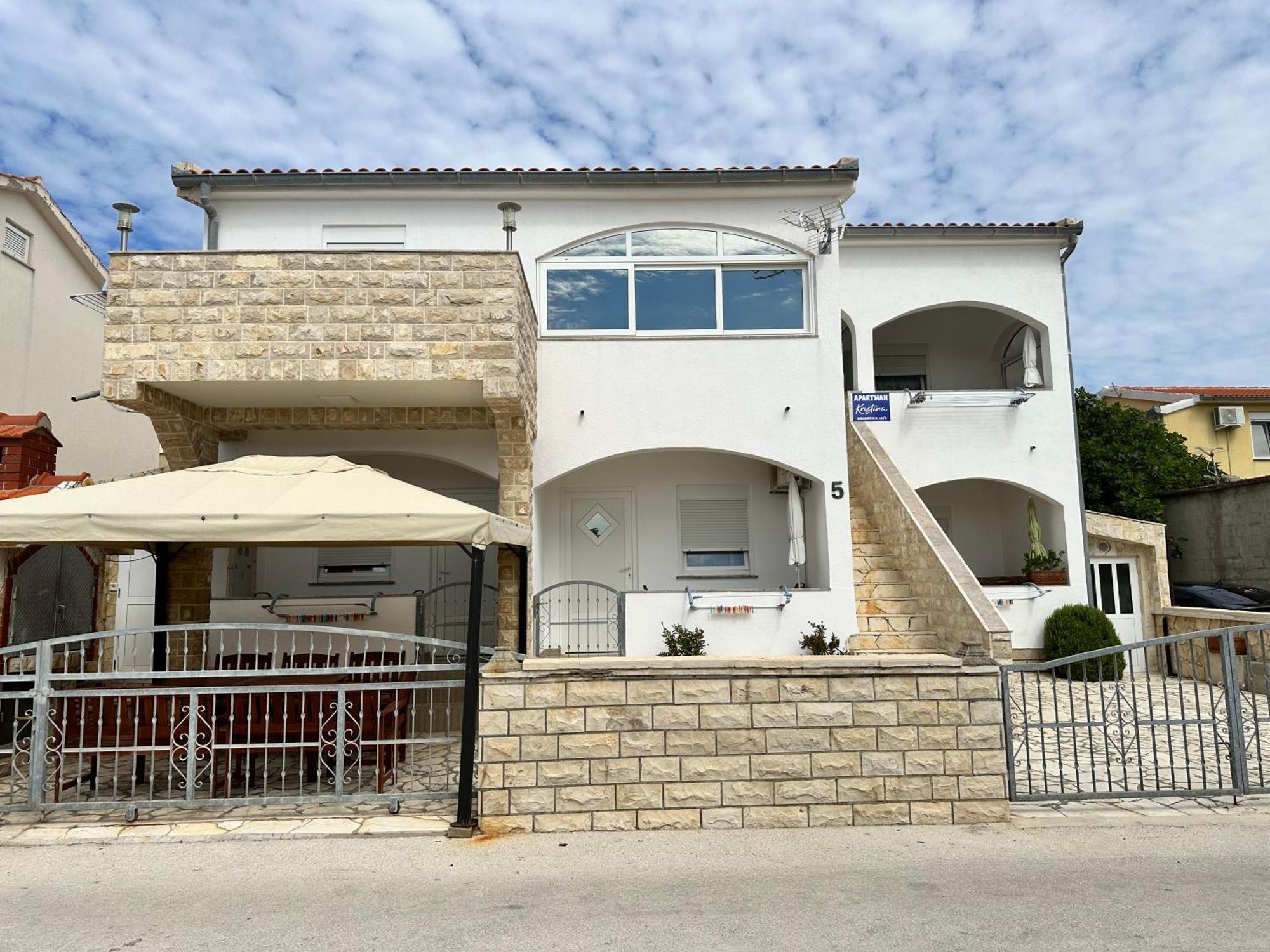 Apartments Kristina ヴィル エクステリア 写真